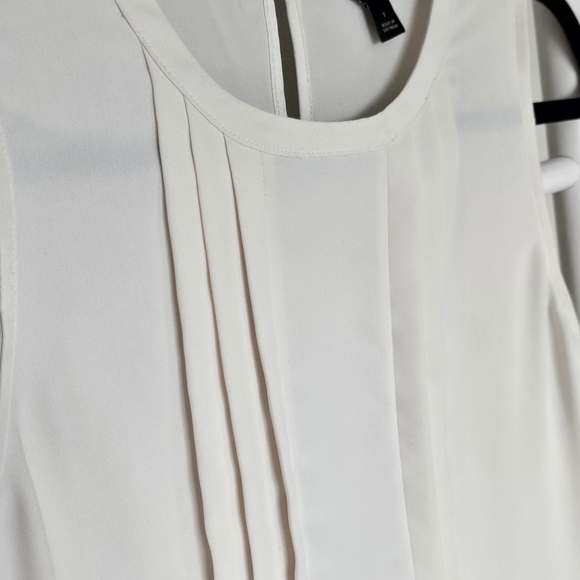 Ann Taylor Pleated Sleeveless Cream Blouse Top - Picture 5 of 6